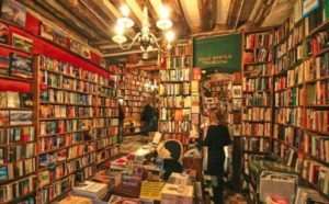 антиквариат, антикварные книги, антикварный магазин, старинные книги