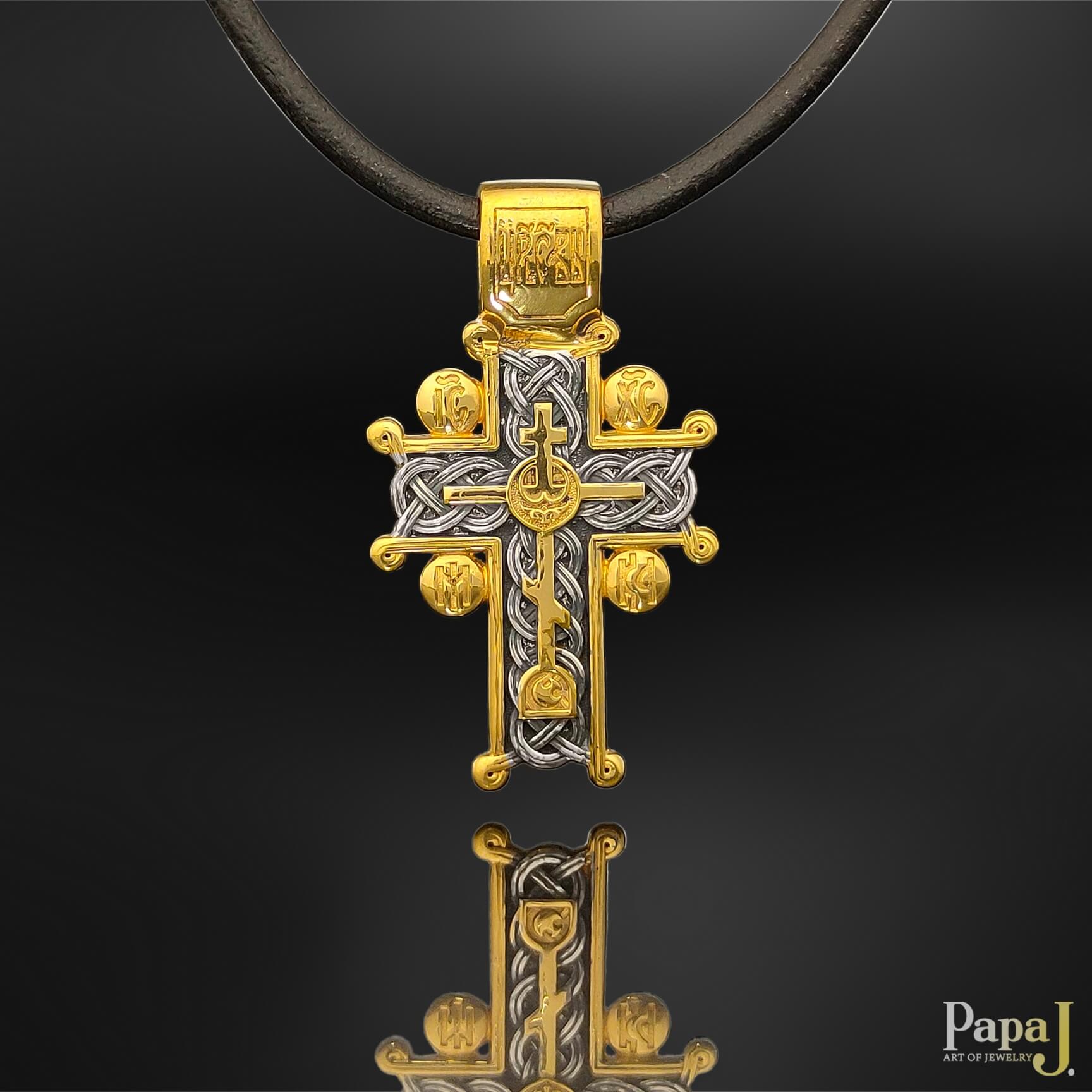 Серебряный православный крест с позолотой 999 пробы, плетеный орнамент, вид спереди